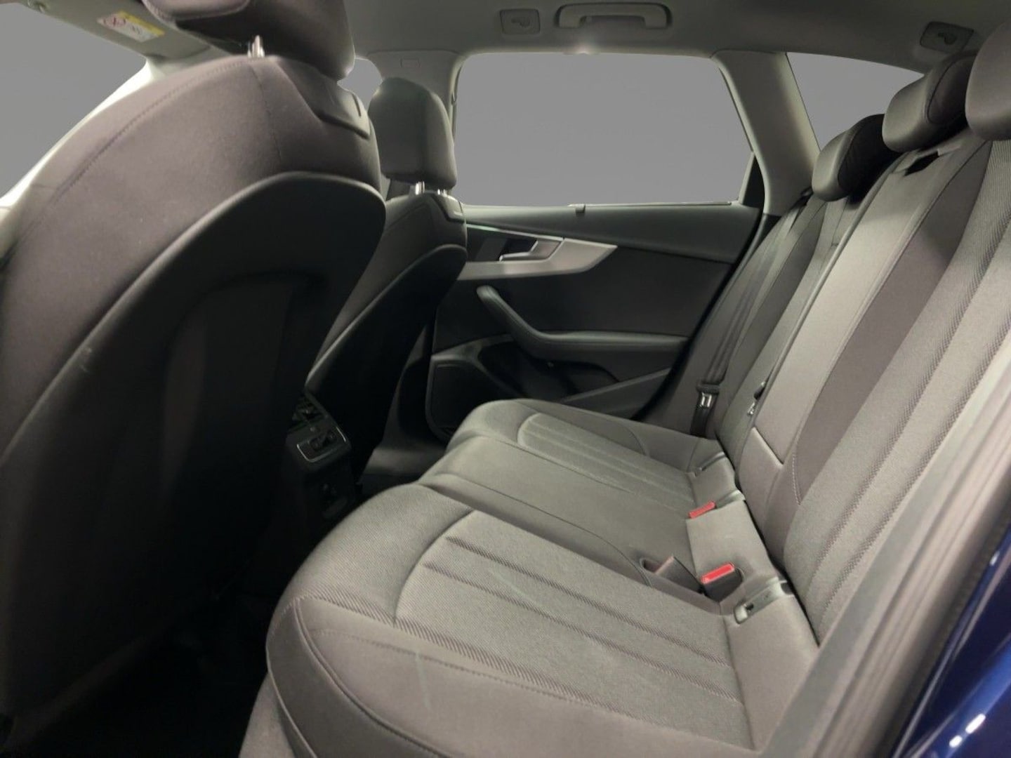 Bild über Audi A4 allroad quattro 40 TDI quattro S tronic - für weitere Informationen kontaktieren Sie den Audi Partner