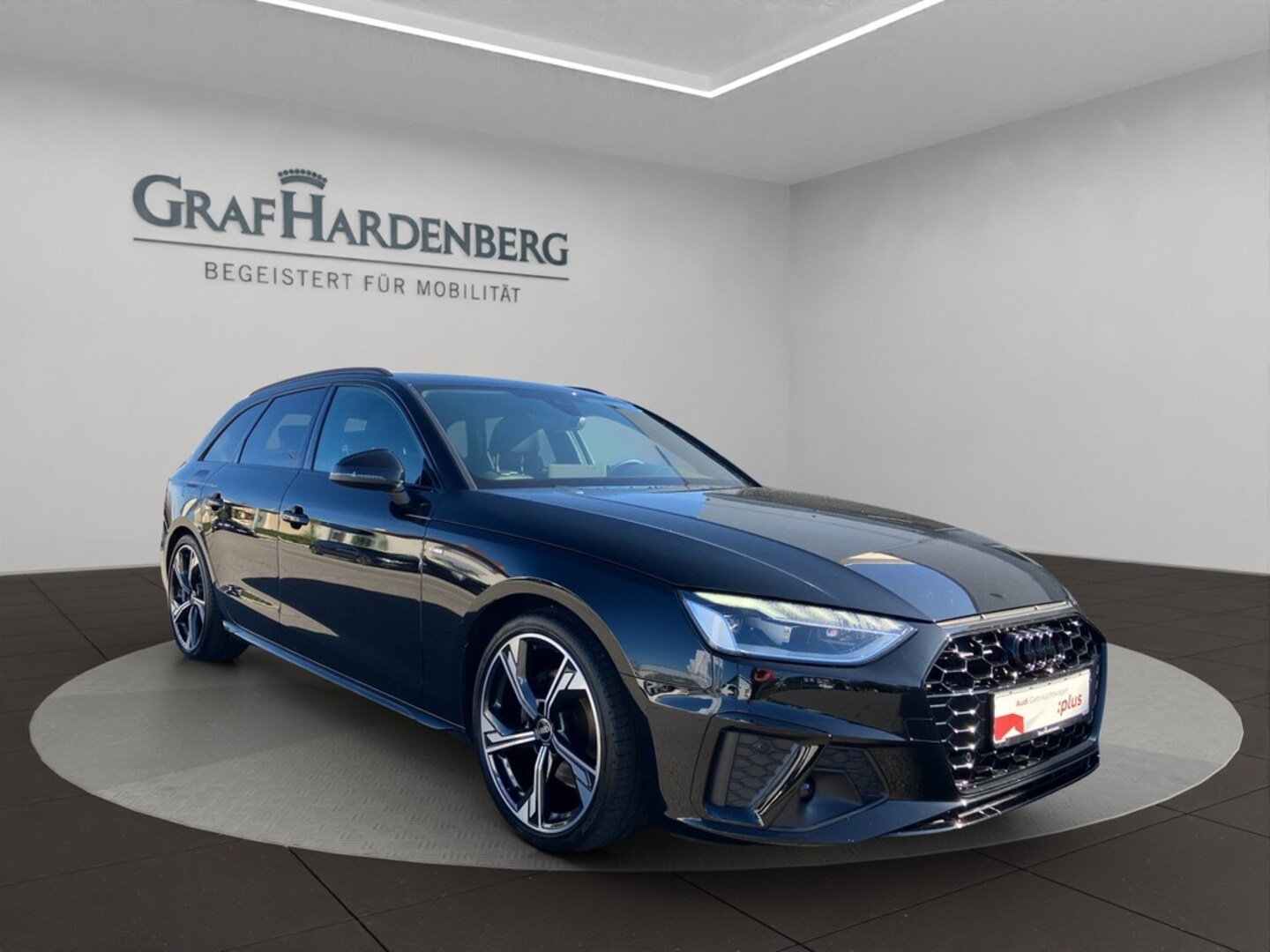 Bild über Audi A4 Avant S line 35 TFSI S tronic - für weitere Informationen kontaktieren Sie den Audi Partner