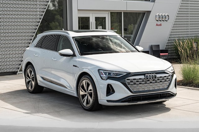 2024 Audi Q8 e-tron