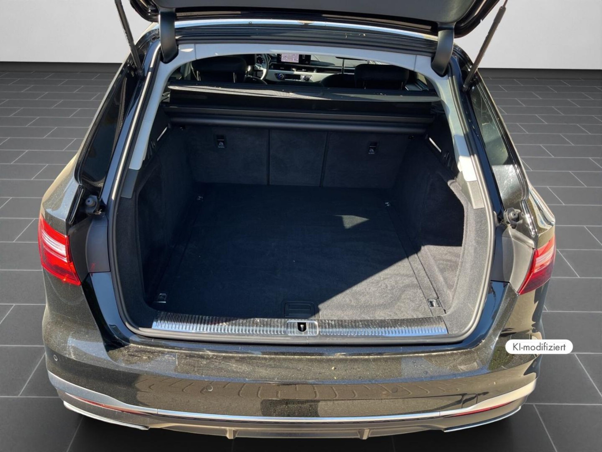 Audi A4 Avant S line
