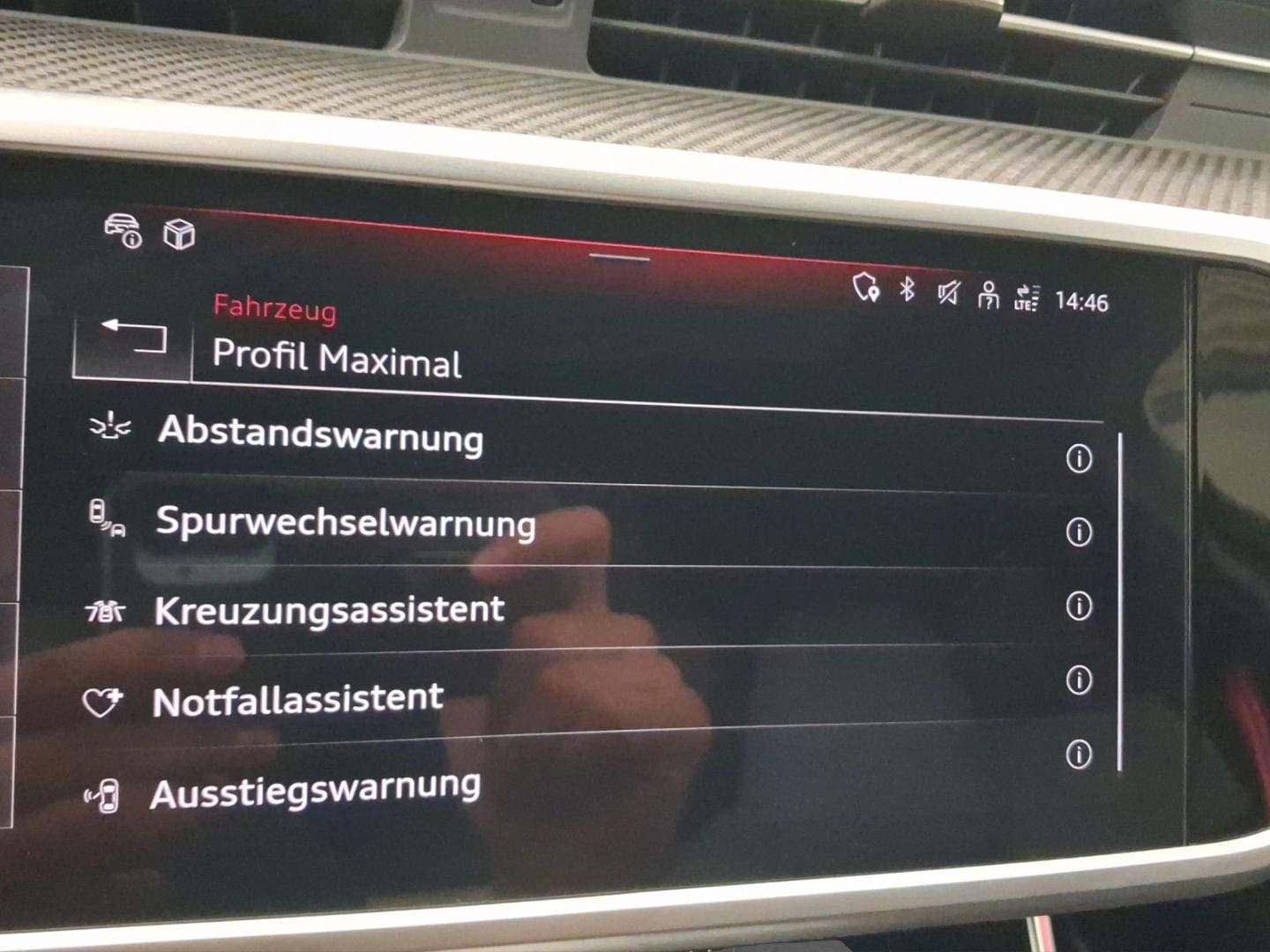 Bild über Audi S6 Avant TDI quattro tiptronic - für weitere Informationen kontaktieren Sie den Audi Partner