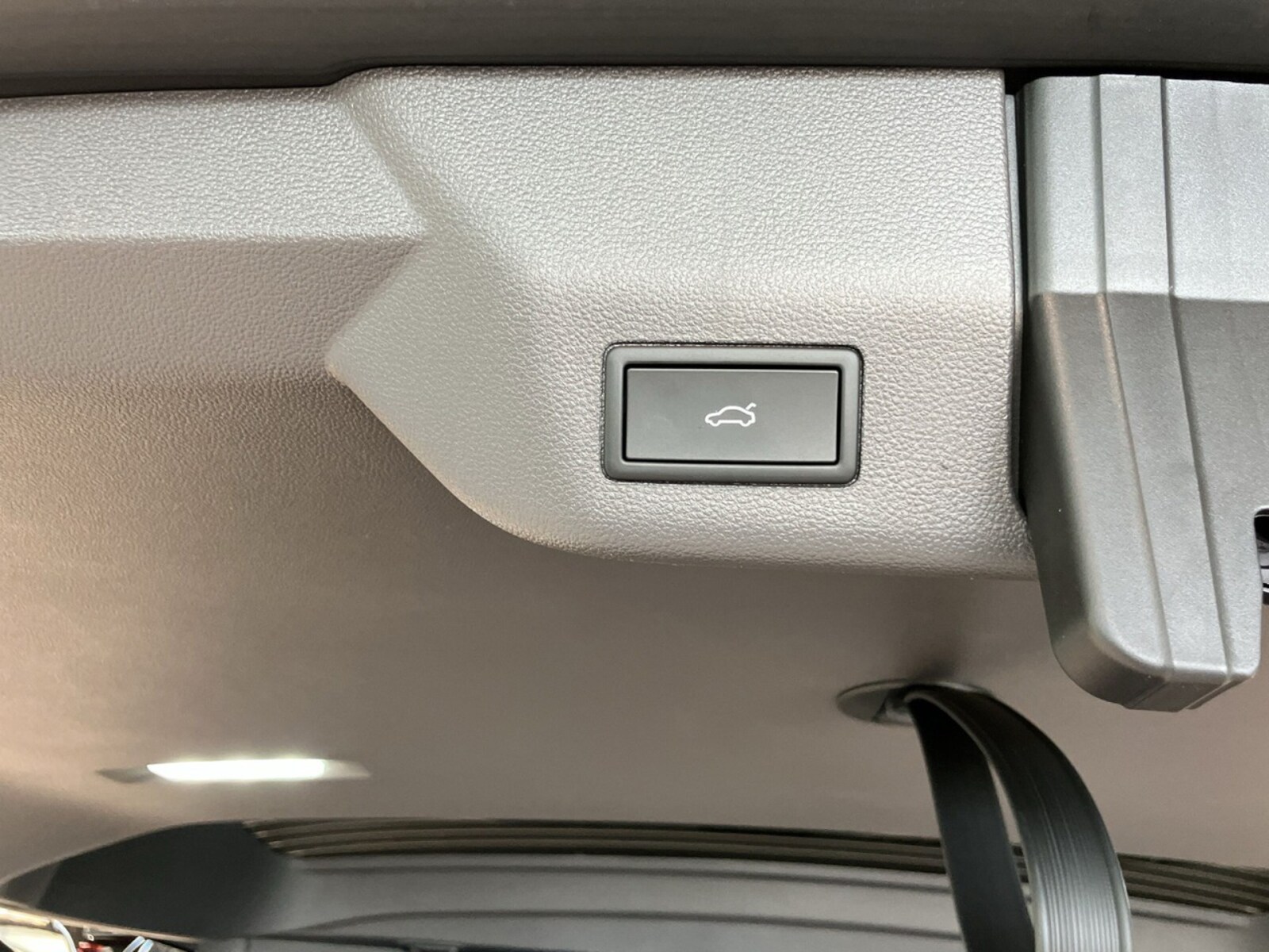Volkswagen Multivan – Bild 14