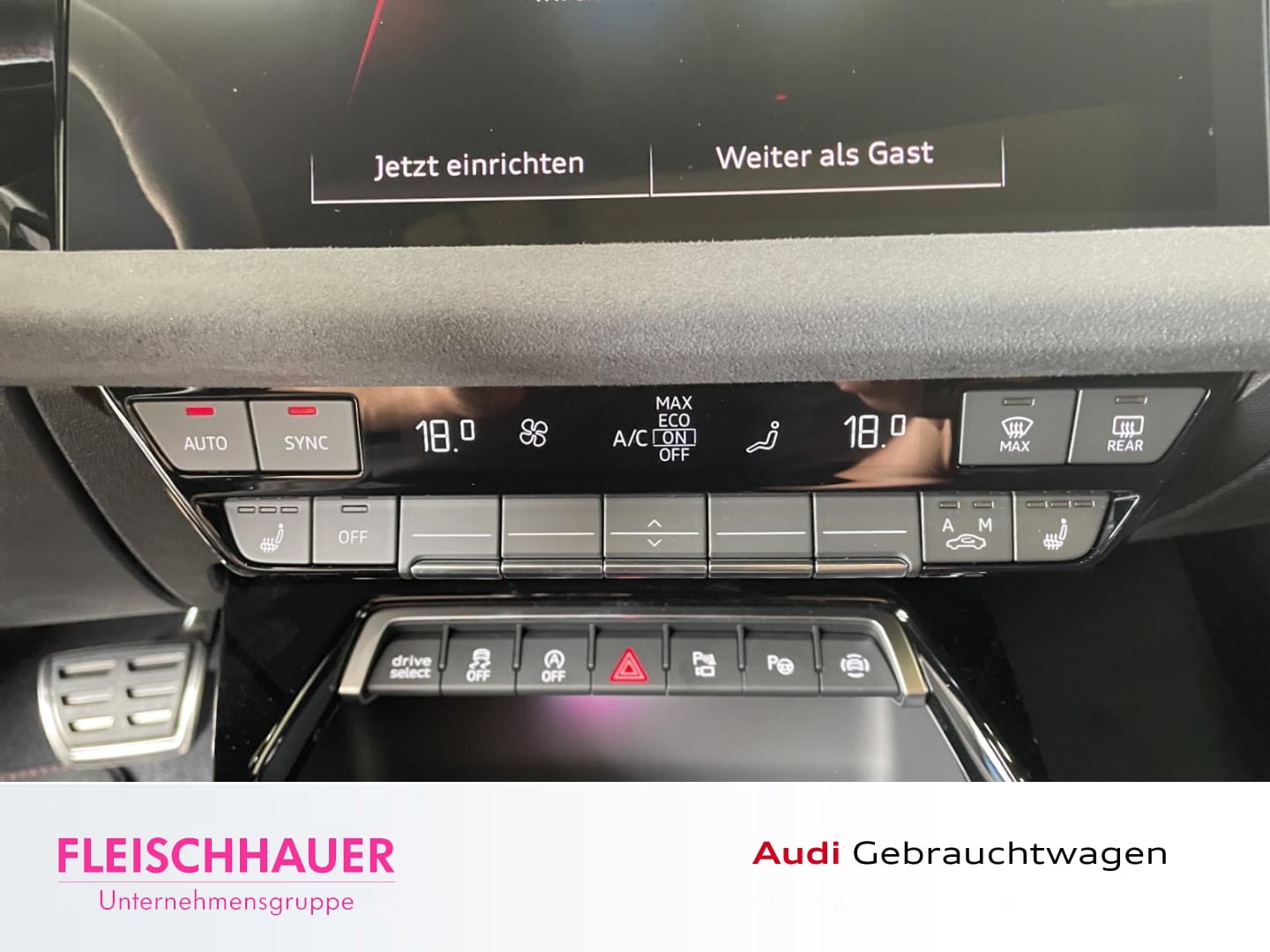 Bild über Audi RS 3 Sportback TFSI quattro 294 kW S tronic - für weitere Informationen kontaktieren Sie den Audi Partner