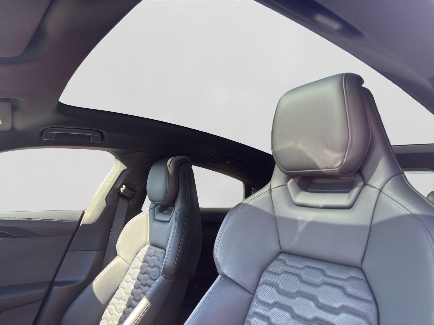 Image about Audi e-tron GT e-tron quattro