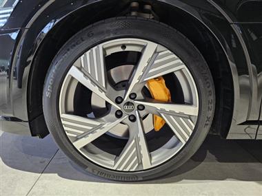 Image about Audi e-tron 55 S line quattro 300,00 kW