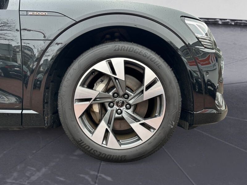 Image about Audi e-tron S line 55 quattro