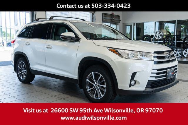 Photo of 2019 Toyota Highlander 