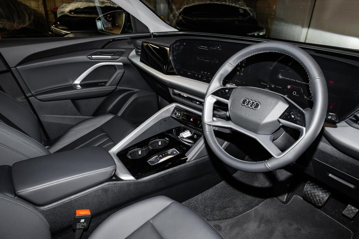 Image about Audi Q5 SUV TDI quattro 150 kW