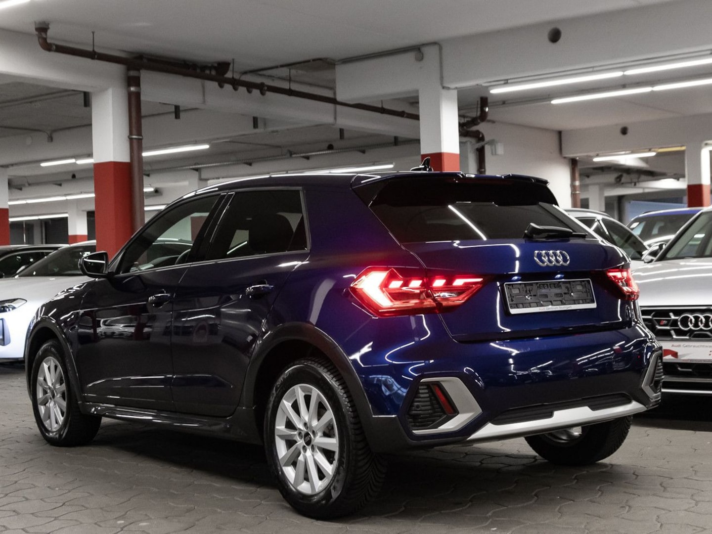 Bild über Audi A1 allstreet 30 TFSI Schaltgetriebe - für weitere Informationen kontaktieren Sie den Audi Partner