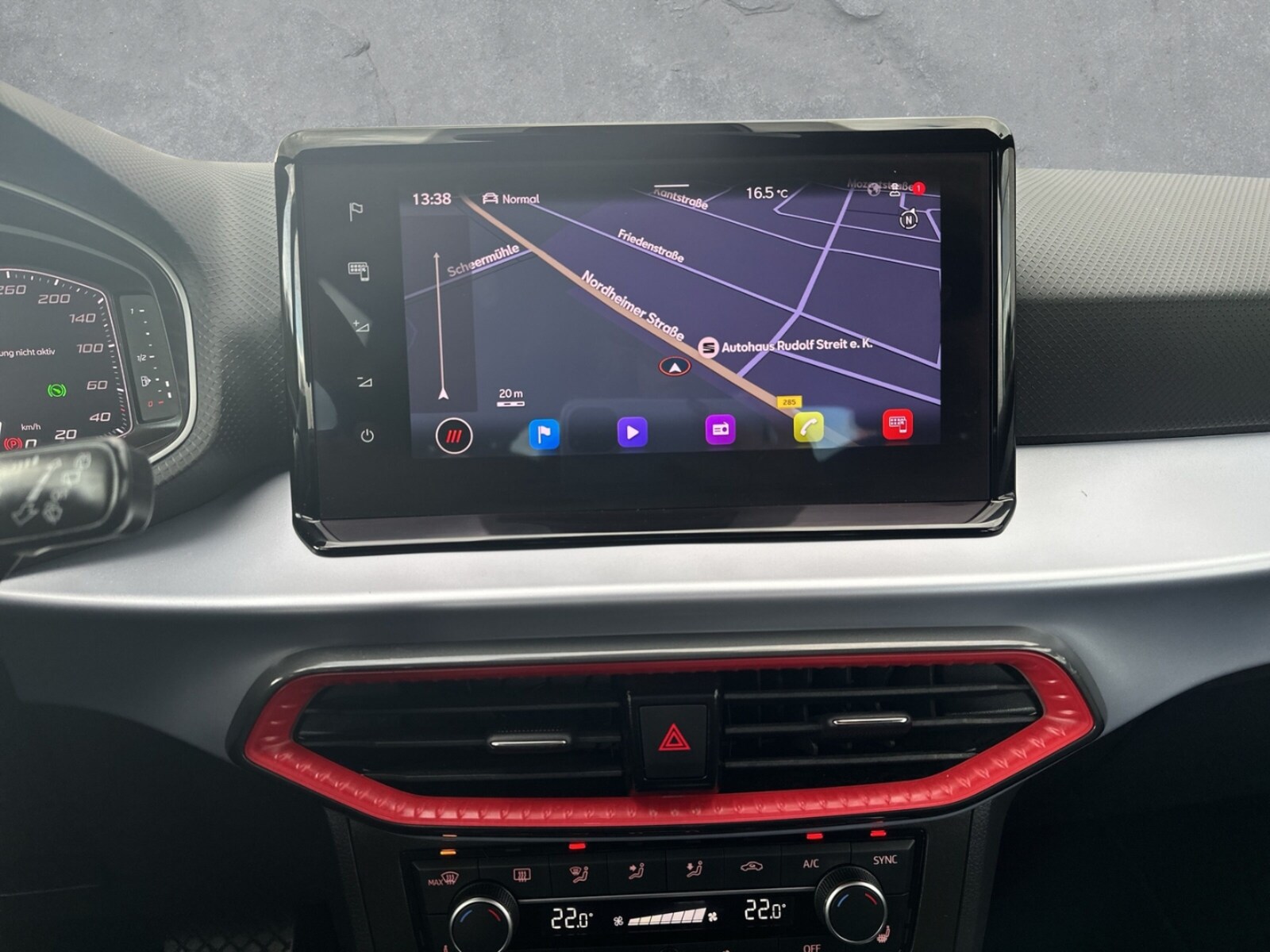 SEAT Arona – Bild 13