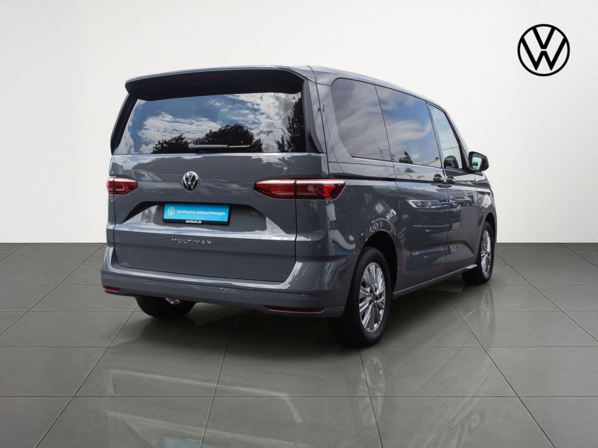 Volkswagen Multivan Basis-Modell