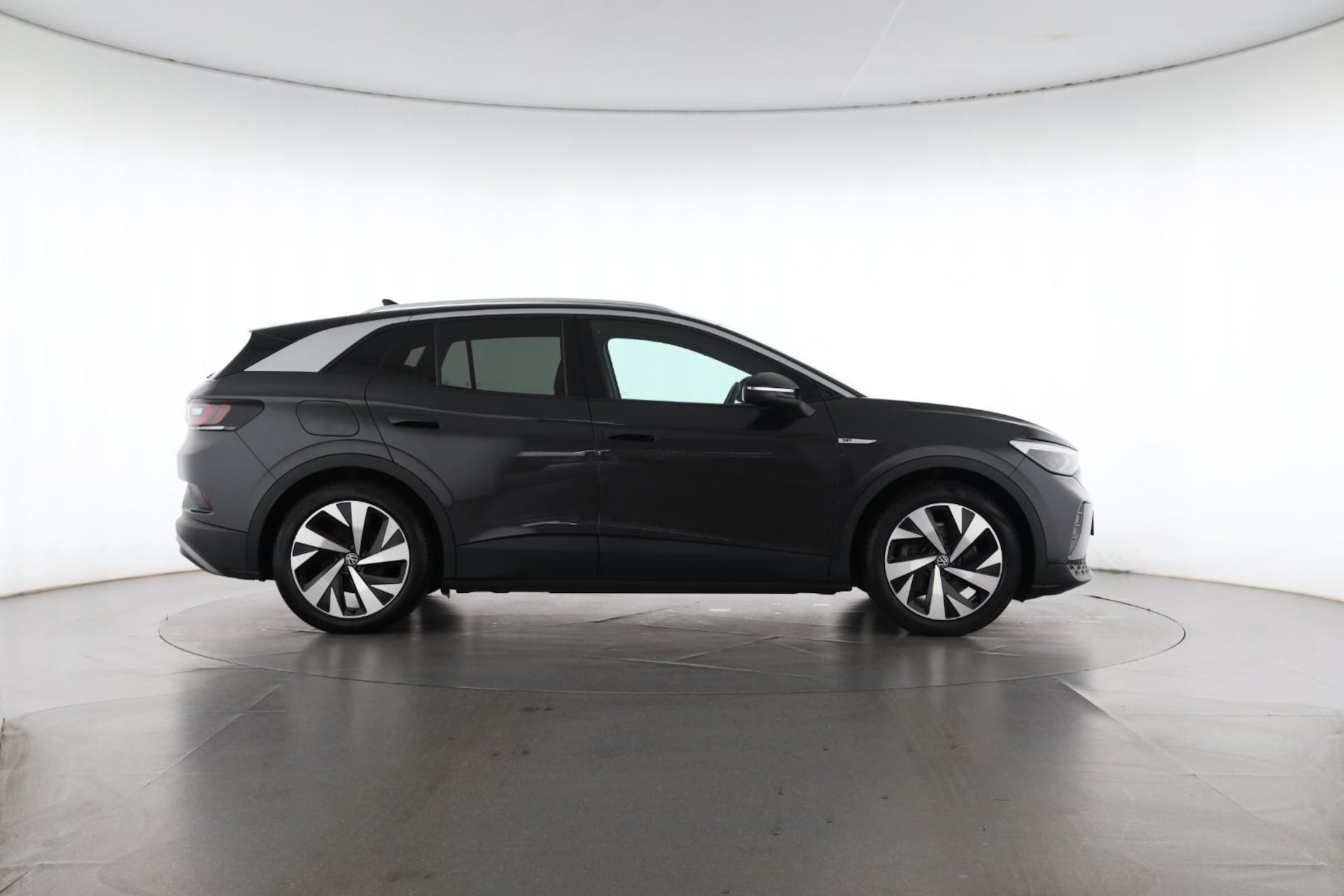 Volkswagen ID.4 1st