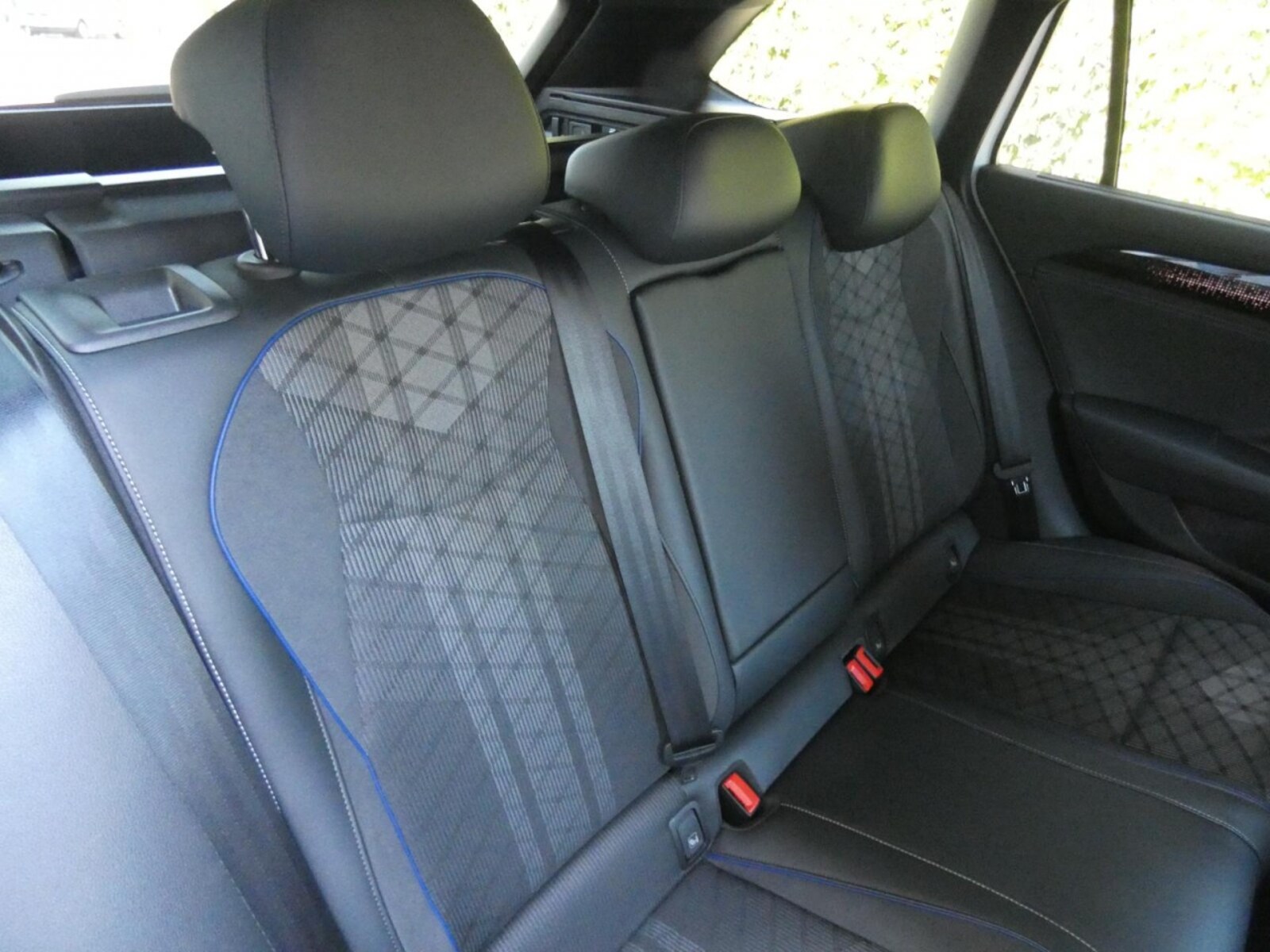 Volkswagen Passat – Bild 5