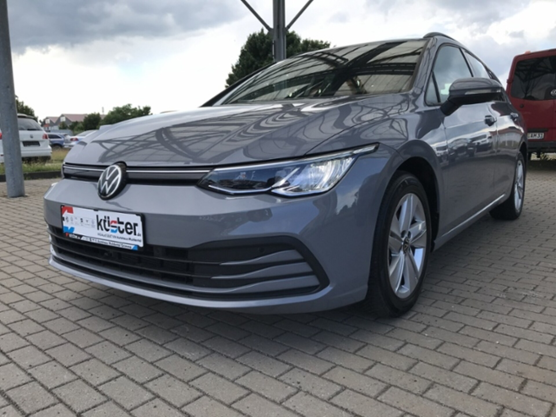 Volkswagen Golf Variant Life