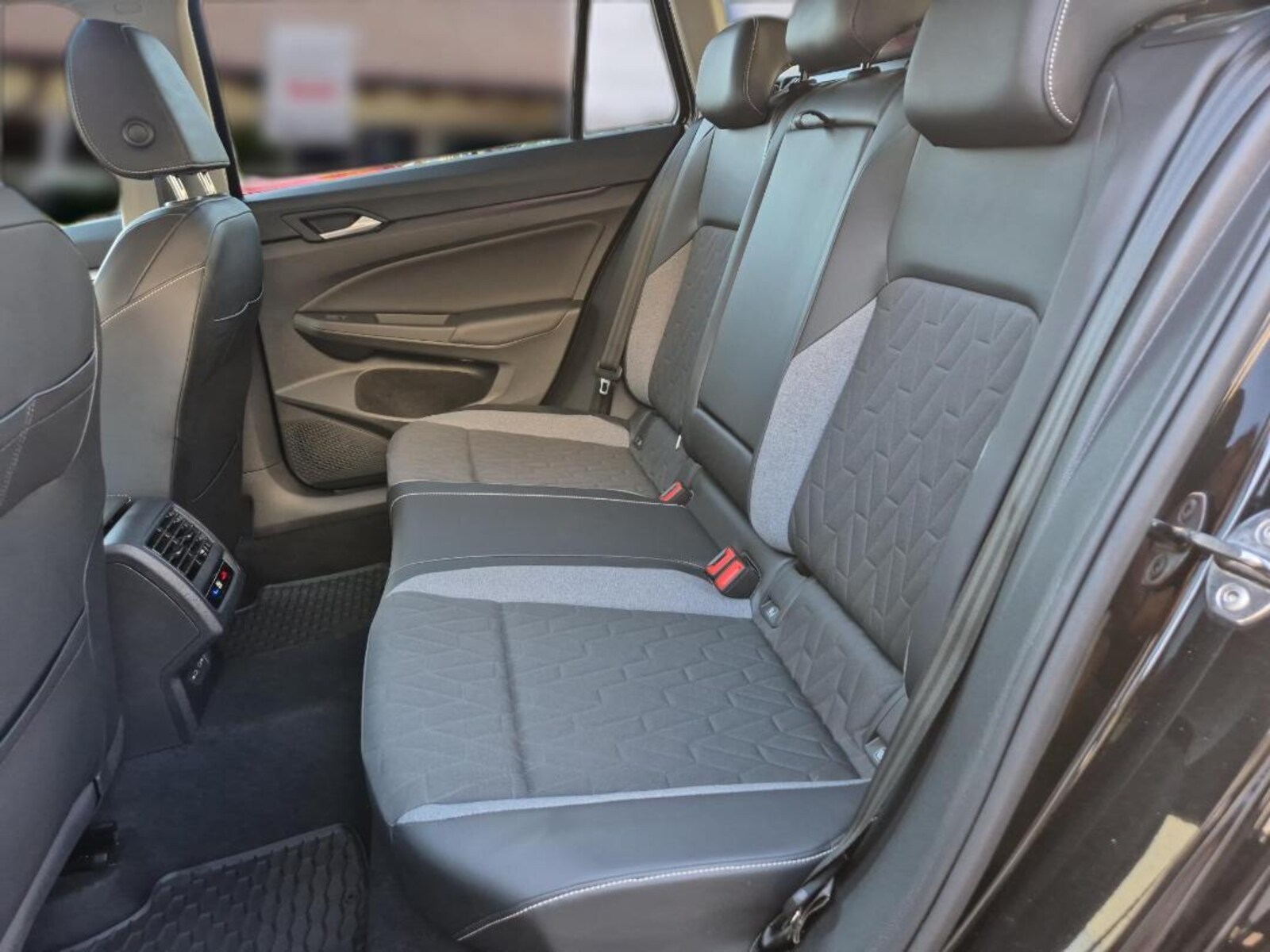Volkswagen Golf Variant – Bild 11
