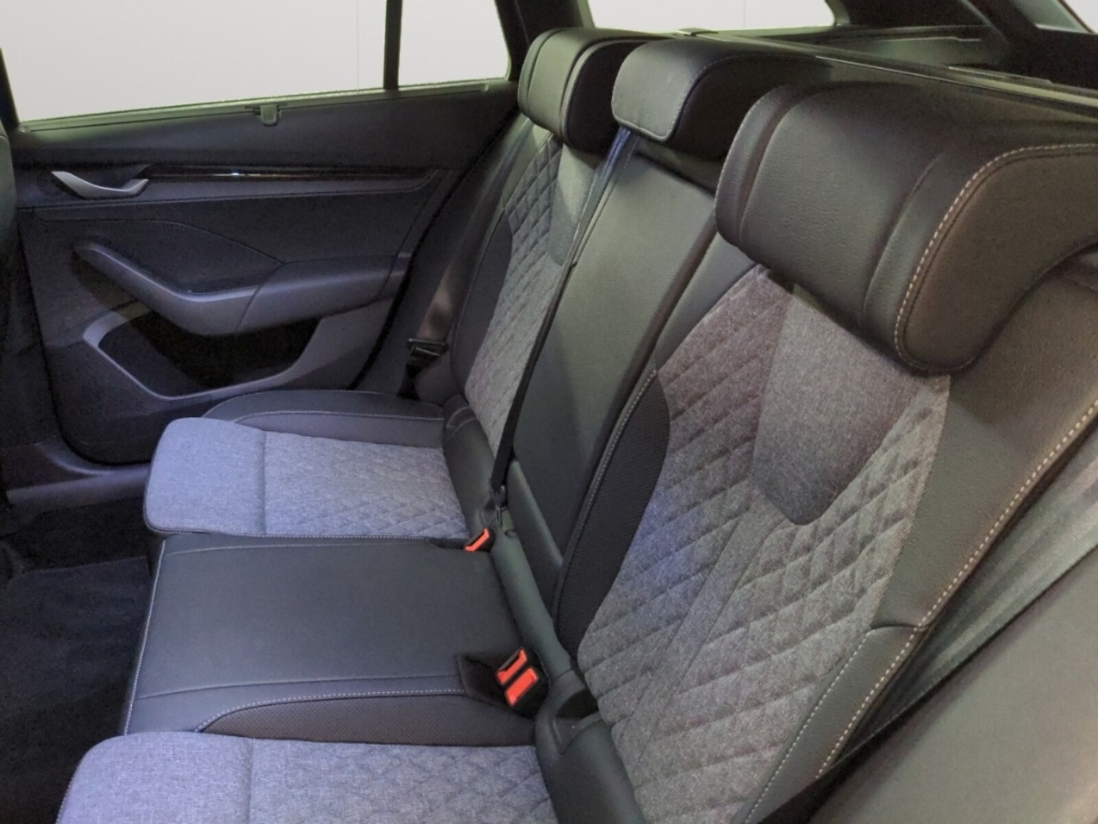 Škoda Octavia Combi – Bild 14