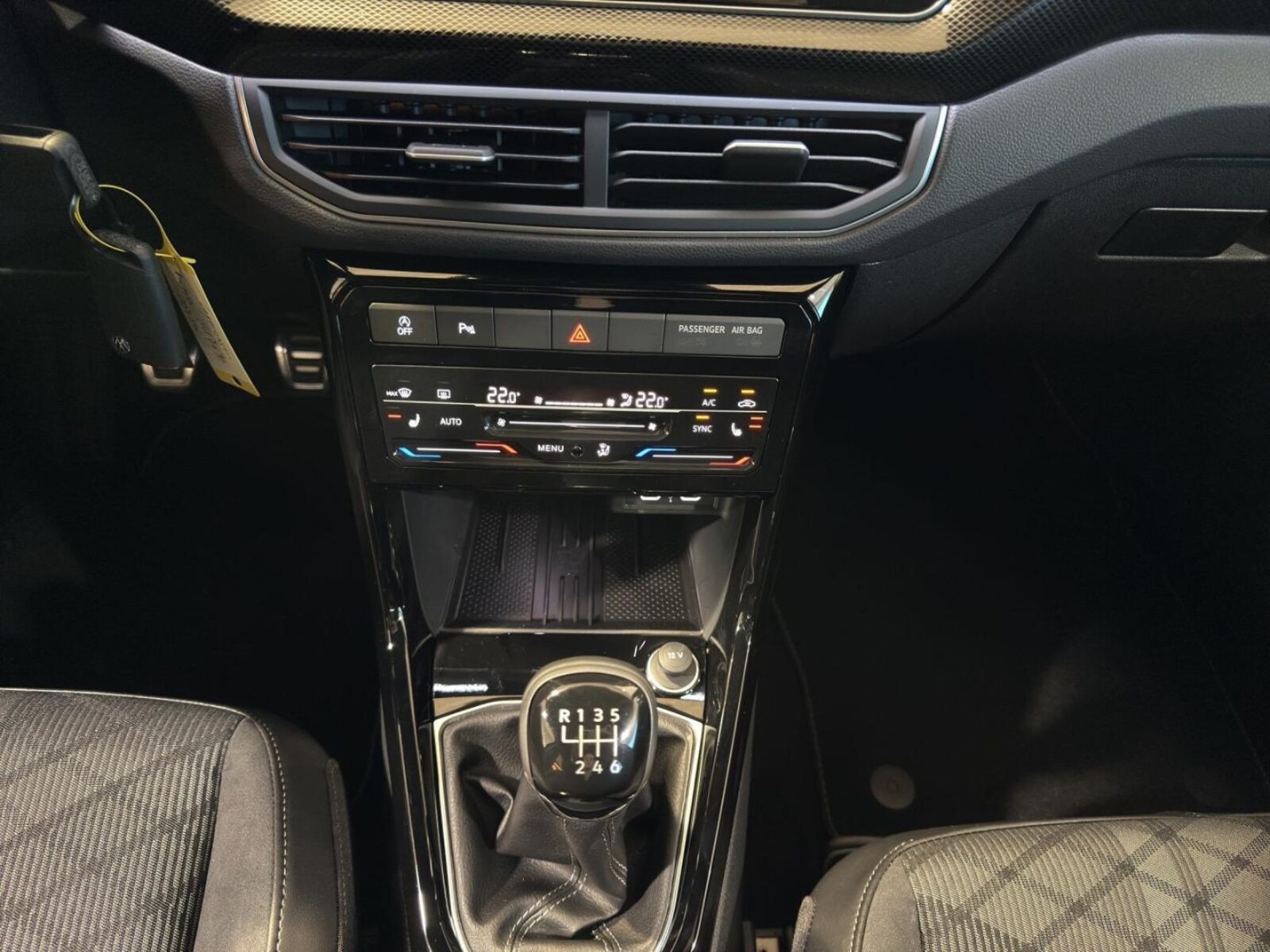 Volkswagen T-Cross – Bild 7