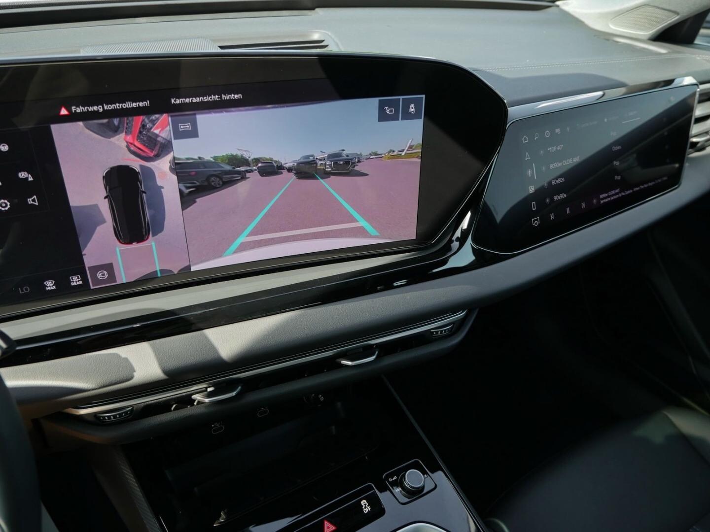 Bild über Audi A6 Avant TDI 150 kW S tronic - für weitere Informationen kontaktieren Sie den Audi Partner