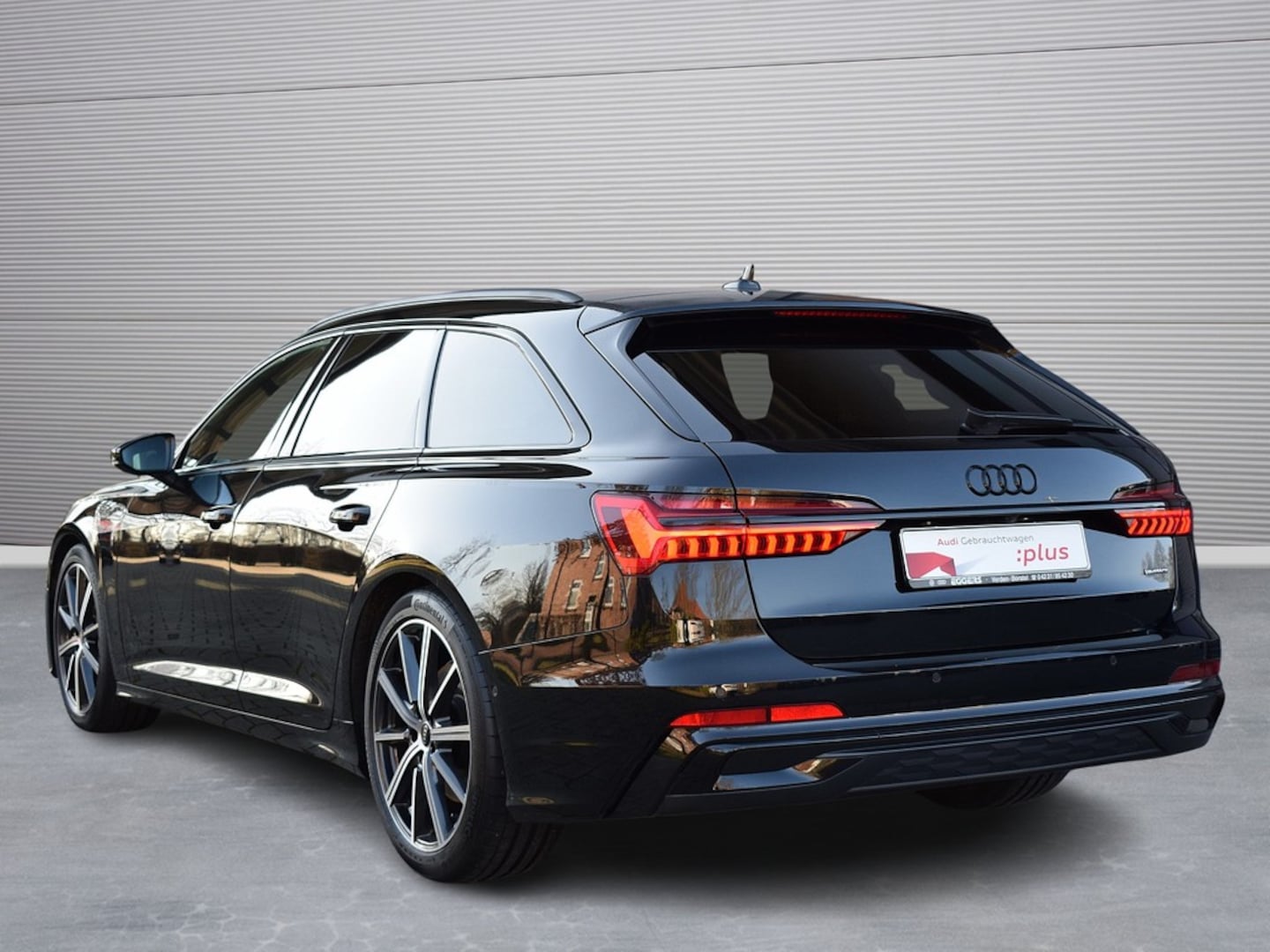 Bild über Audi A6 Avant S line 50 TDI quattro tiptronic - für weitere Informationen kontaktieren Sie den Audi Partner