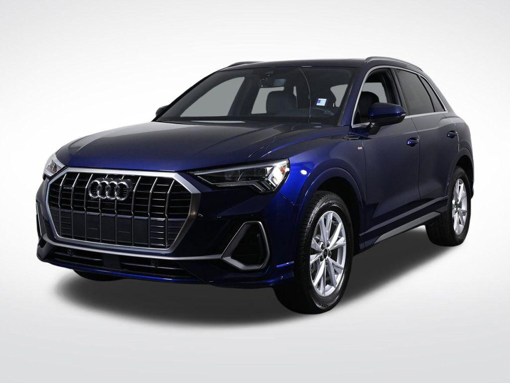 2025 Audi Q3 45 TFSI S Line Premium quattro's photo