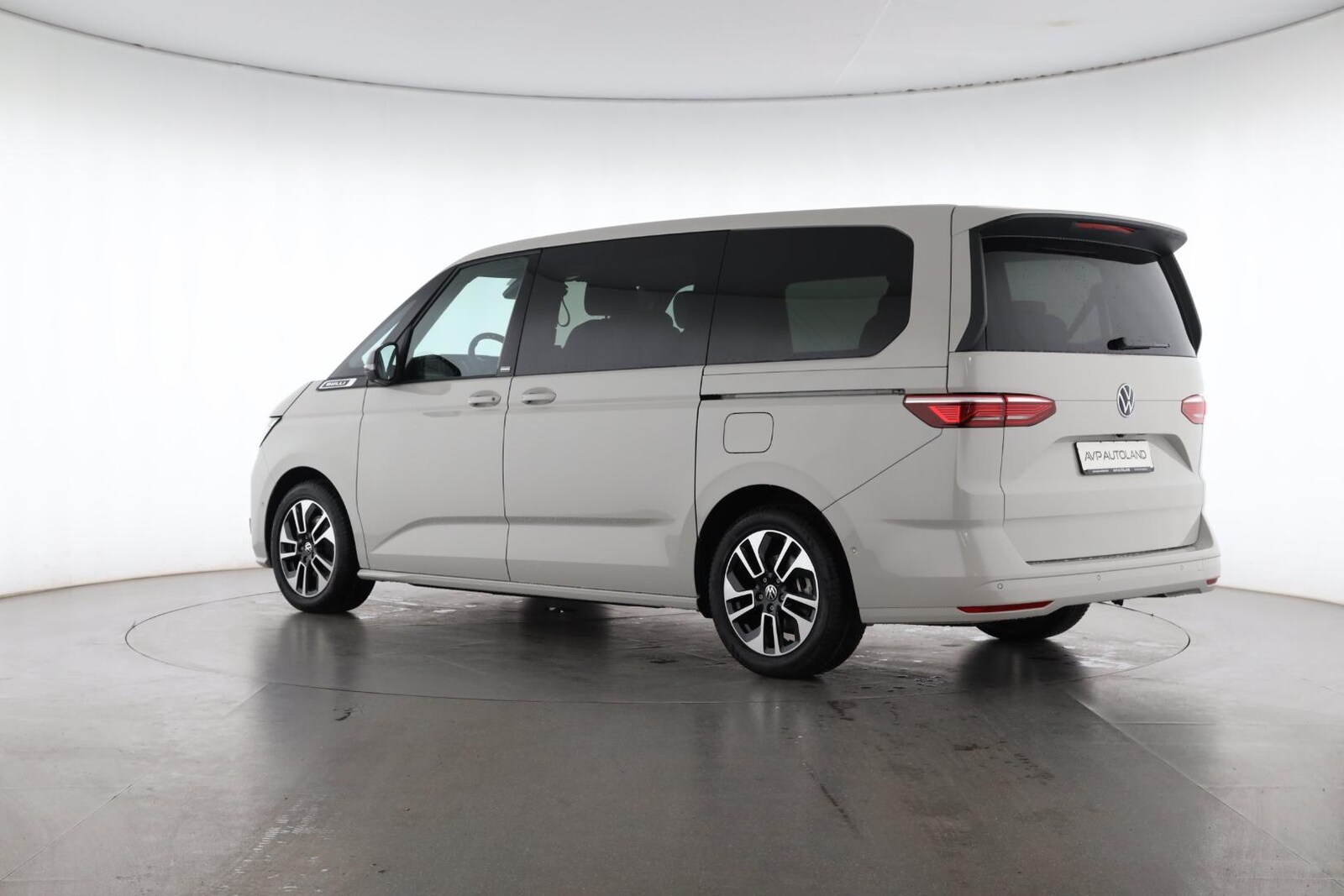 Volkswagen Multivan Langversion – Bild 4