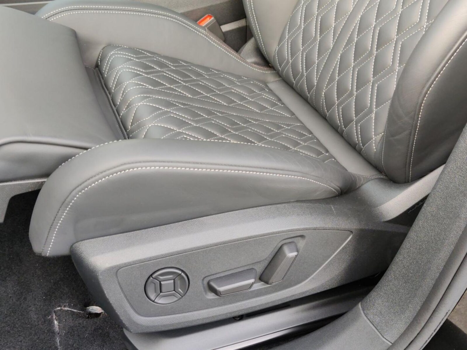 Audi Q4 Sportback e-tron – Bild 19