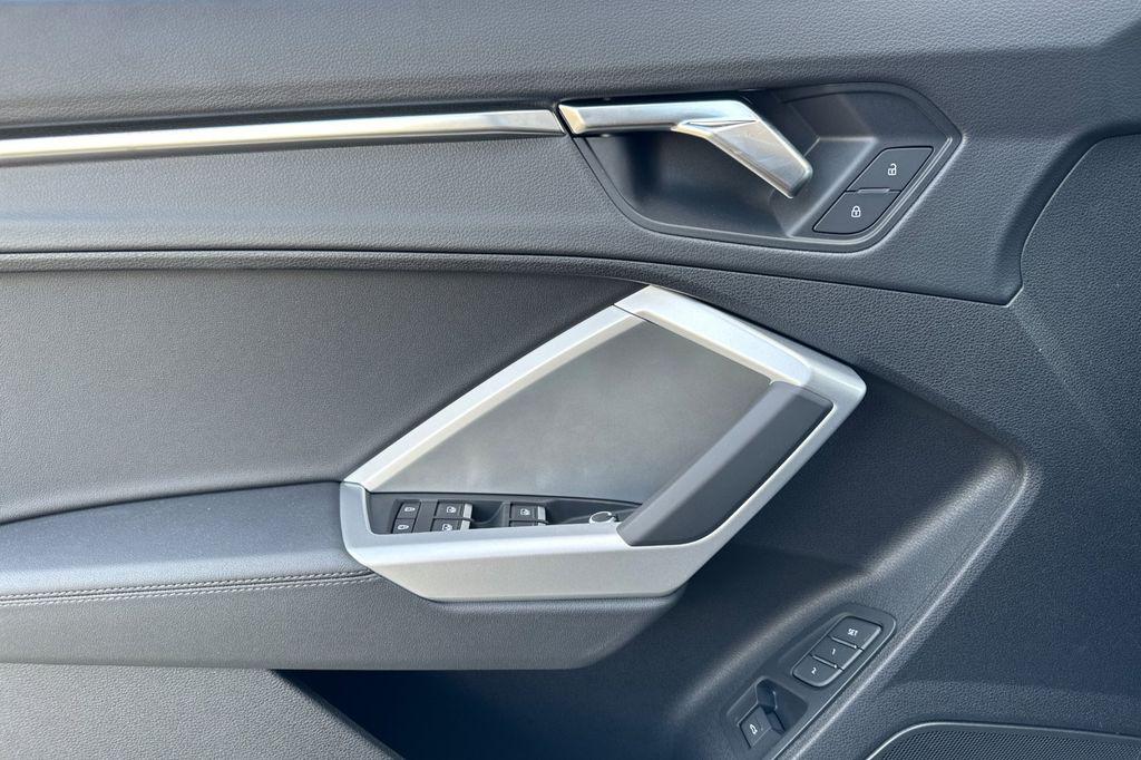 2025 Audi Q3 S Line Premium - Photo 8