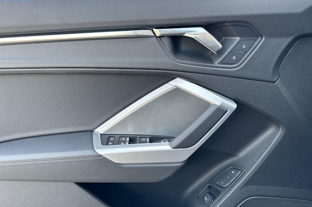 2025 Audi Q3 S Line Premium - Photo 8