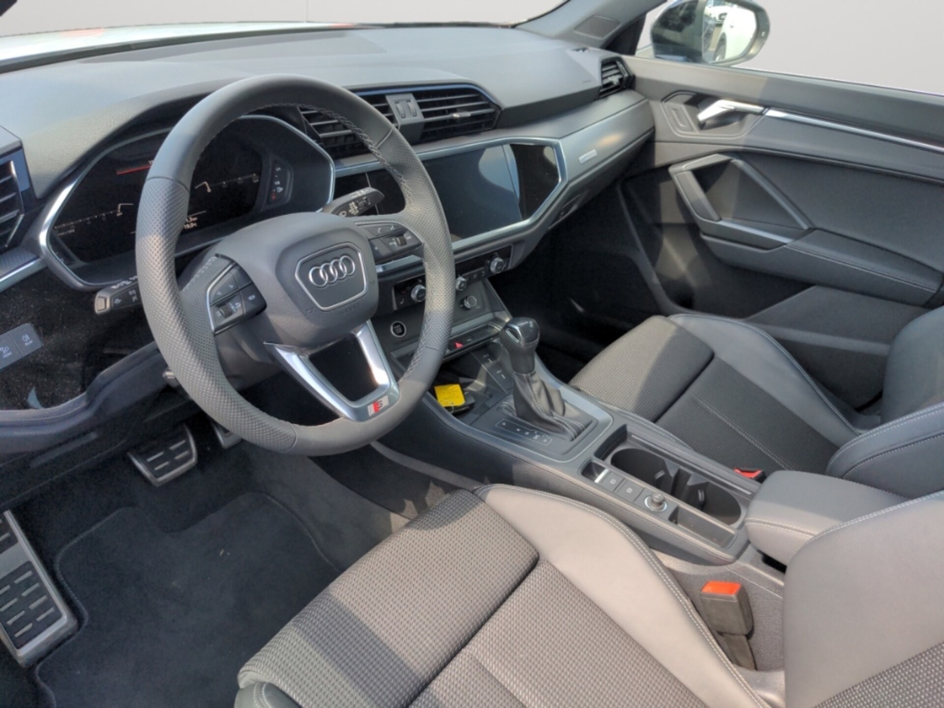 Audi Q3 SUV S line