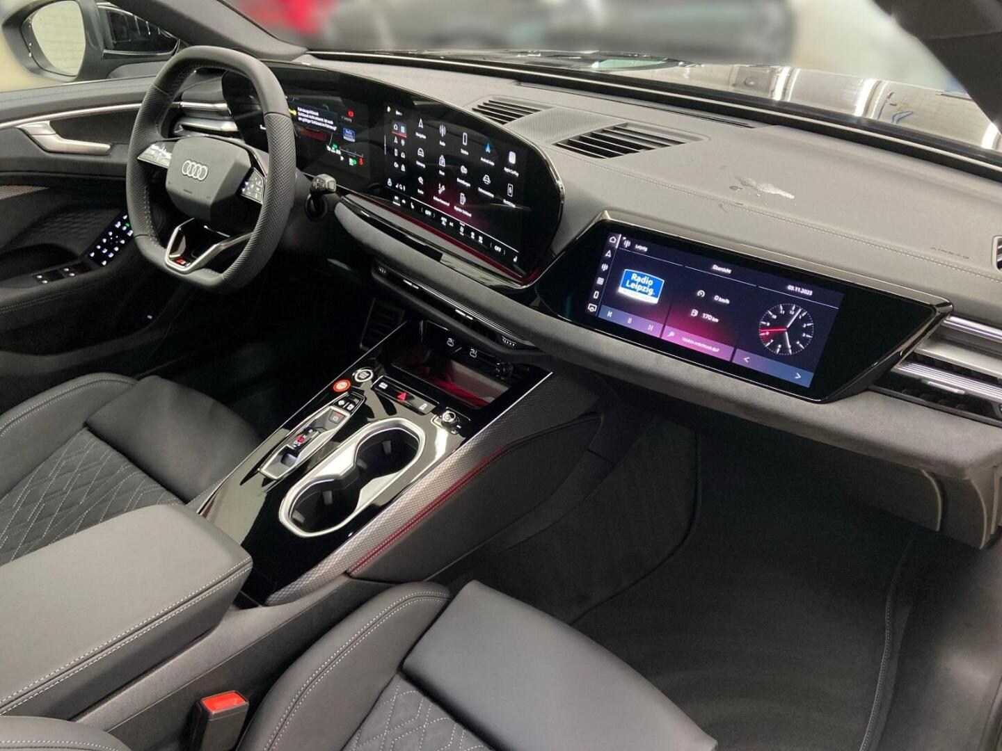 Bild über Audi A6 Avant TDI quattro 150 kW S tronic - für weitere Informationen kontaktieren Sie den Audi Partner
