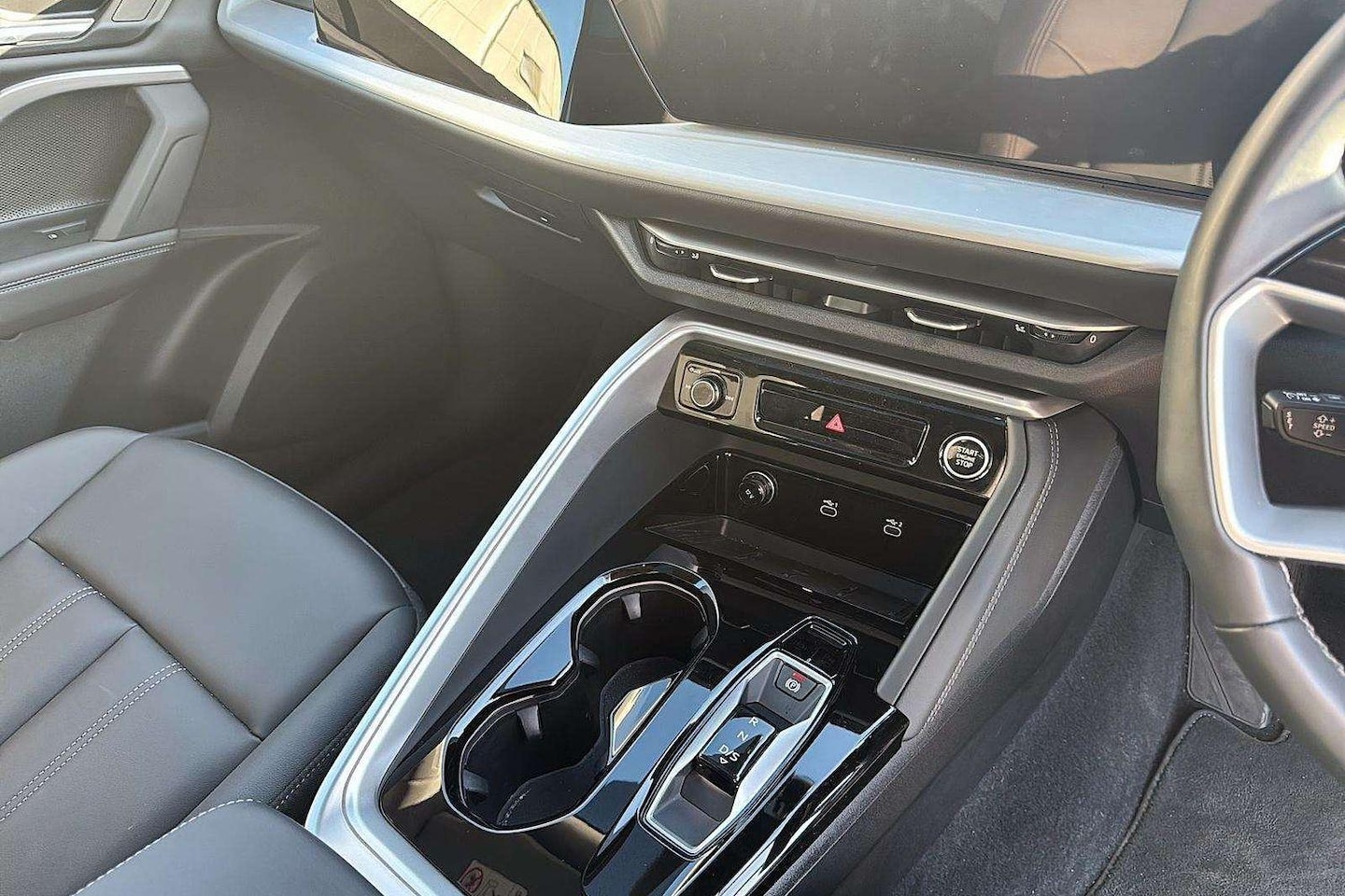 Image about Audi Q5 SUV TFSI 150 kW