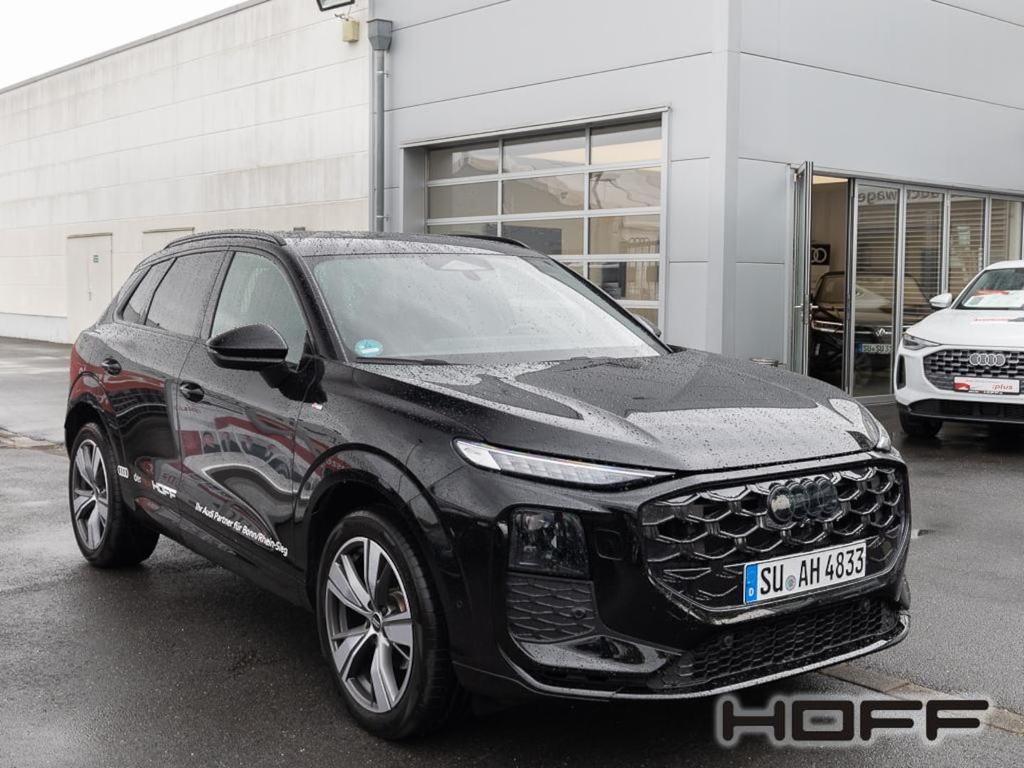 Bild über Audi Q3 SUV TFSI 110 kW S tronic - für weitere Informationen kontaktieren Sie den Audi Partner