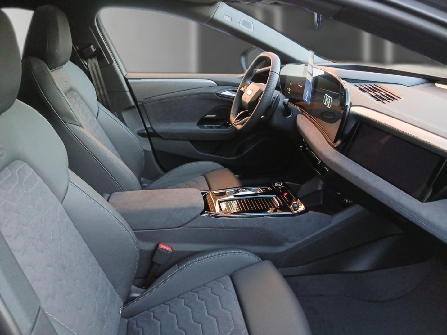Bild über Audi A6 Avant e-tron e-tron - für weitere Informationen kontaktieren Sie den Audi Partner