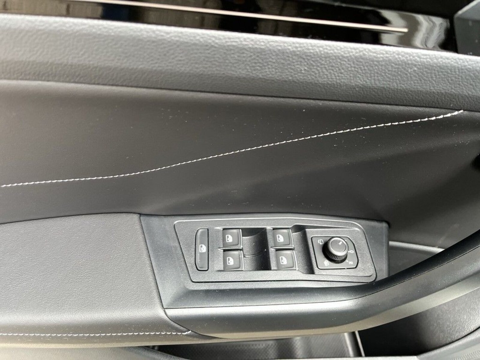 Volkswagen T-Roc – Bild 18
