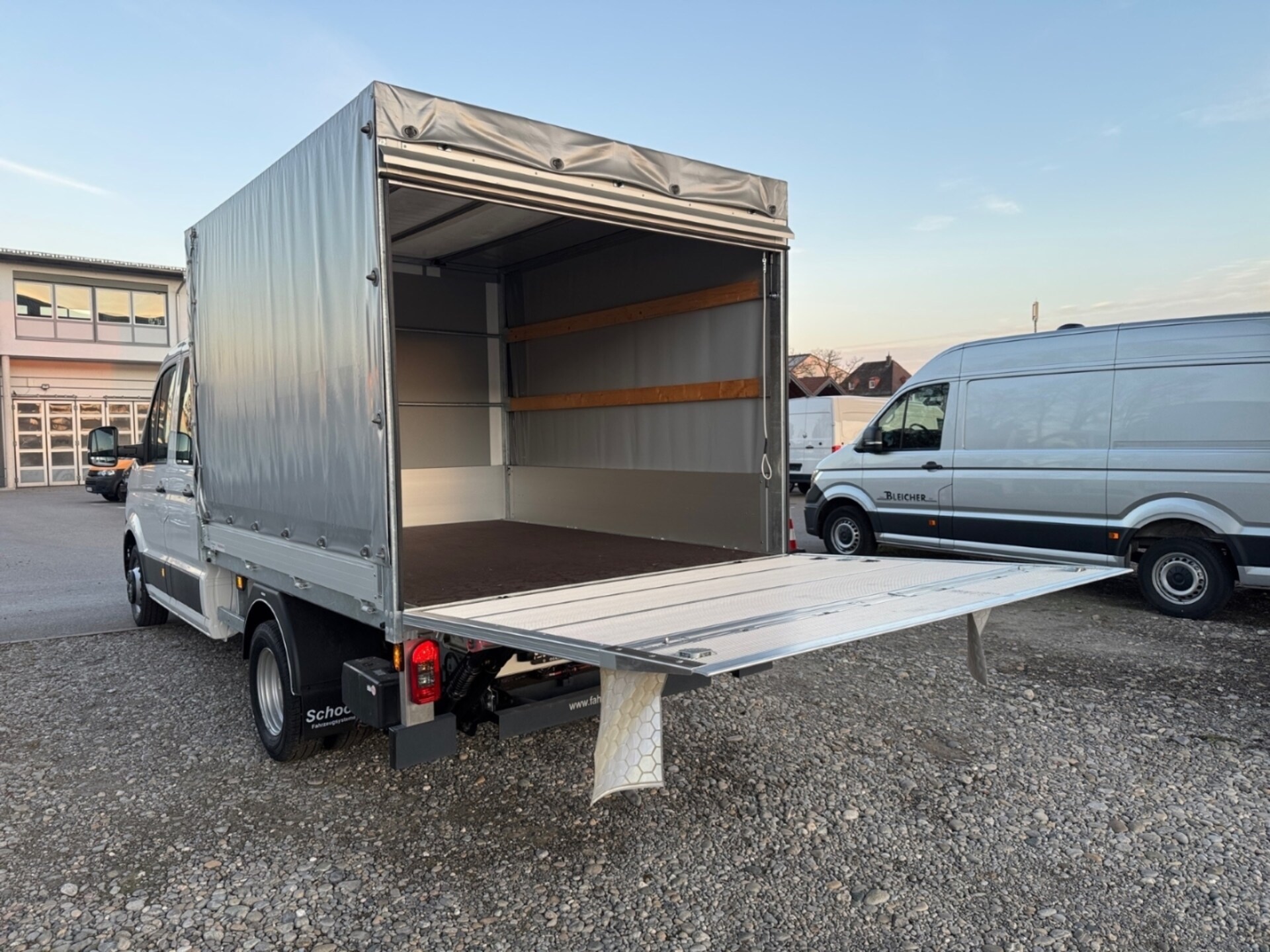 Volkswagen Crafter Doppelkabine mittlerer Radstand