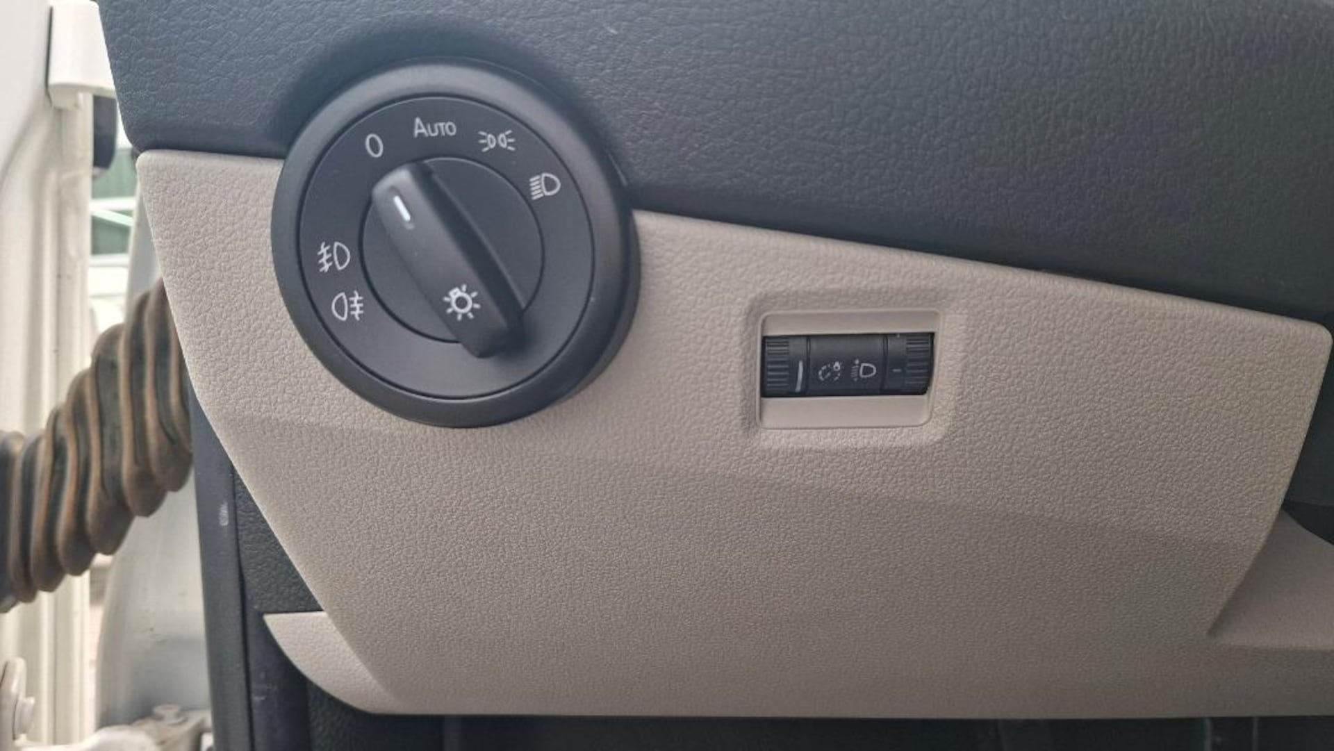 Volkswagen T6 Transporter Kasten kurzer Radstand