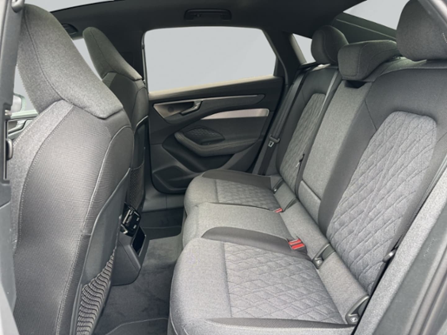 Bild über Audi A6 Limousine edition one TDI quattro 150 kW S tronic - für weitere Informationen kontaktieren Sie den Audi Partner