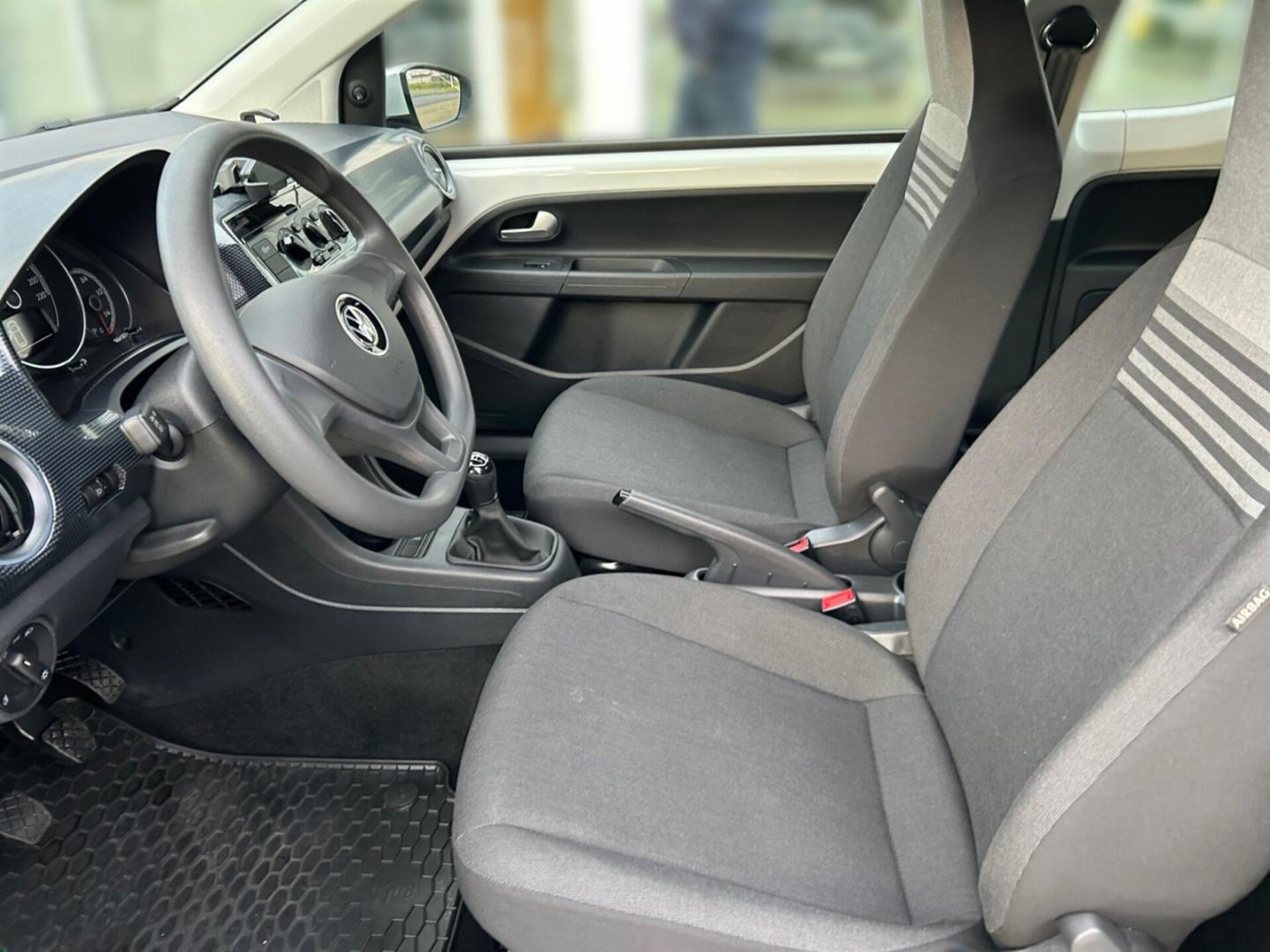 Volkswagen up!