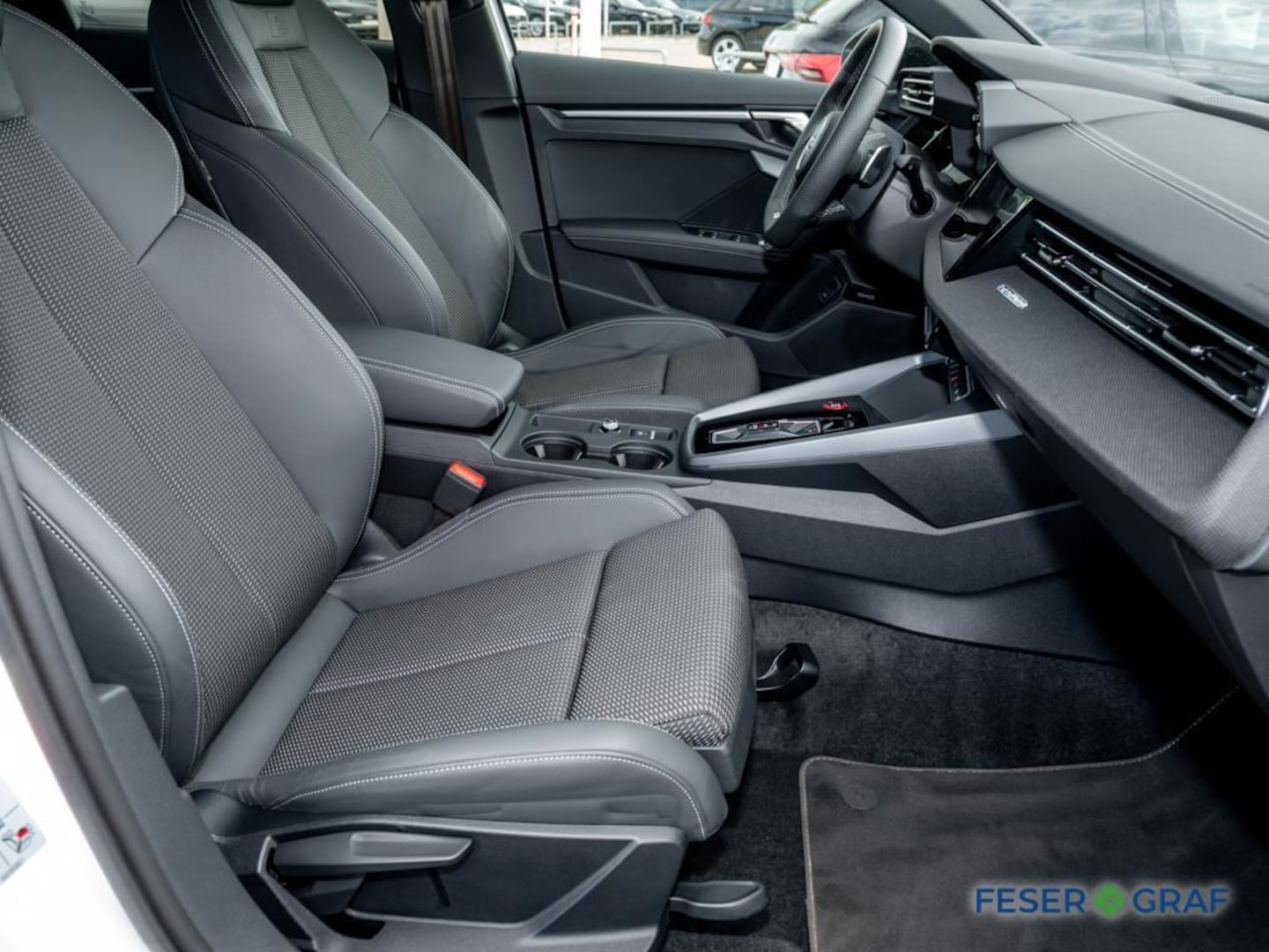 Bild über Audi S3 Limousine TFSI quattro S tronic - für weitere Informationen kontaktieren Sie den Audi Partner