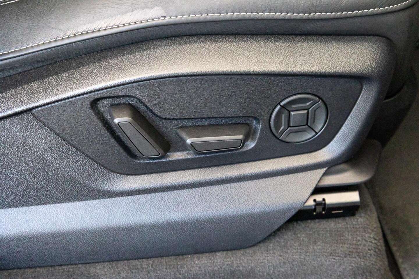 Image about Audi Q8 TFSI e 60 TFSI e quattro tiptronic