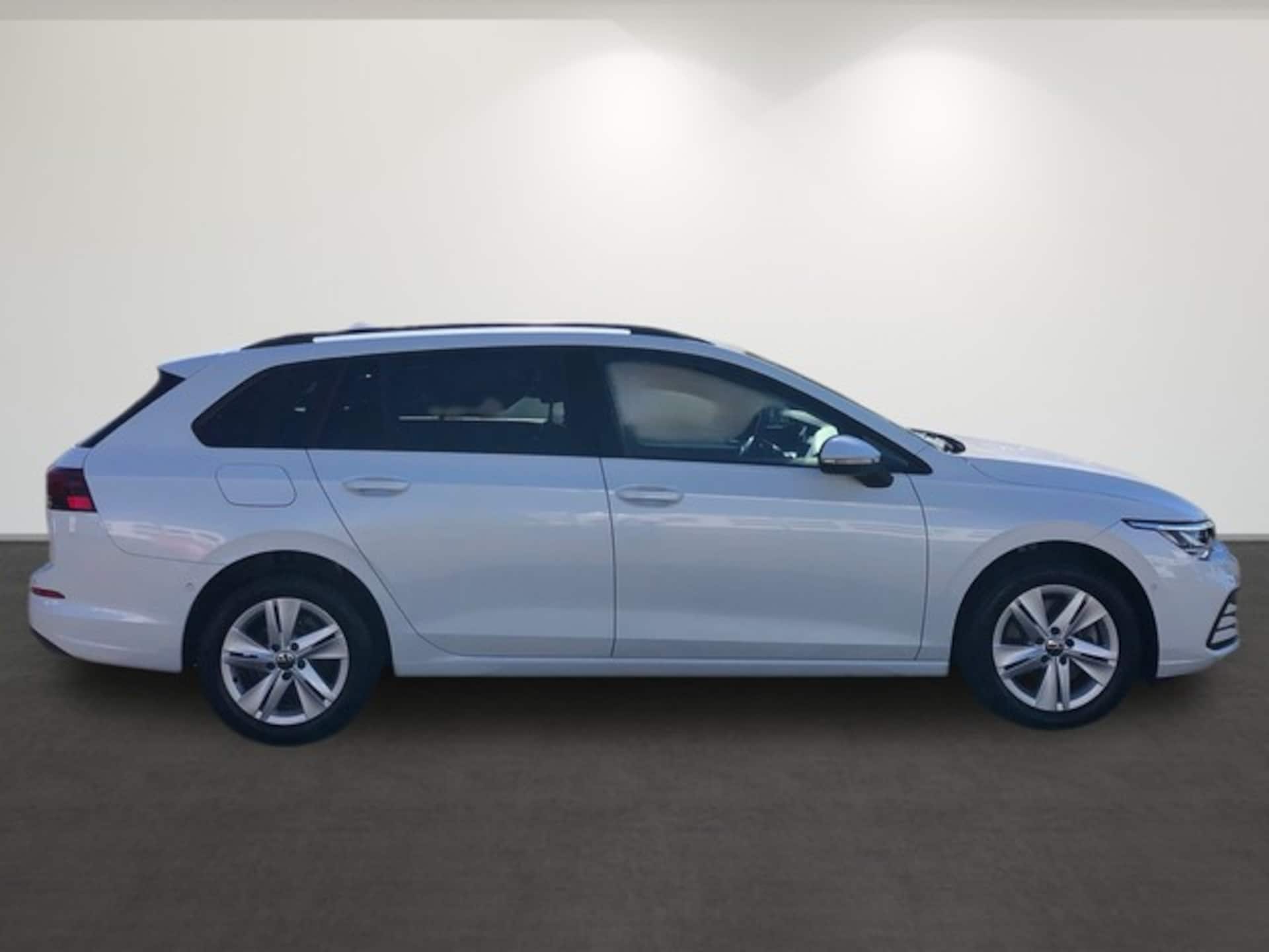 Volkswagen Golf Variant Life