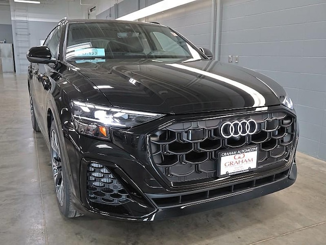2026 Audi Q8