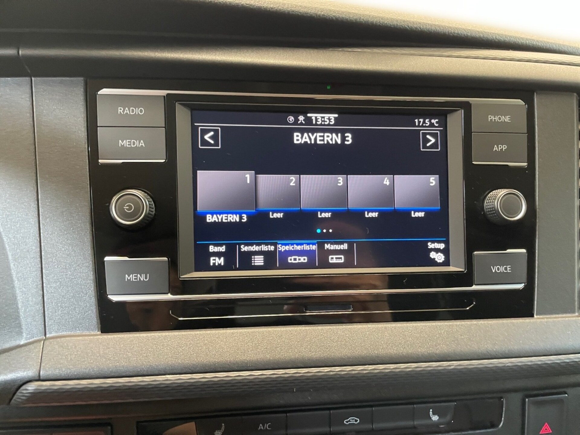 Volkswagen T6.1 Transporter Kasten kurzer Radstand