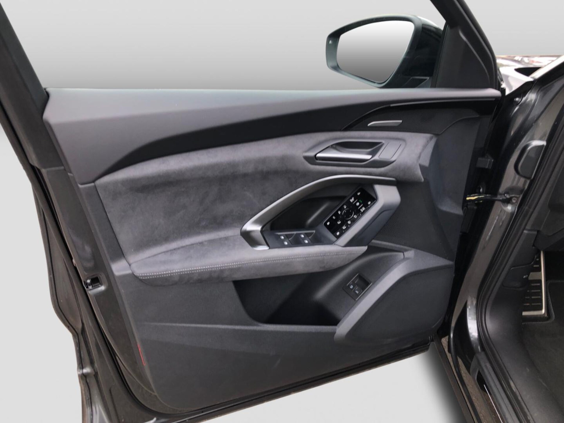 Audi Q5 SUV e-hybrid edition one