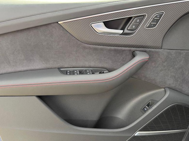 2026 Audi SQ7 Prestige - Photo 16