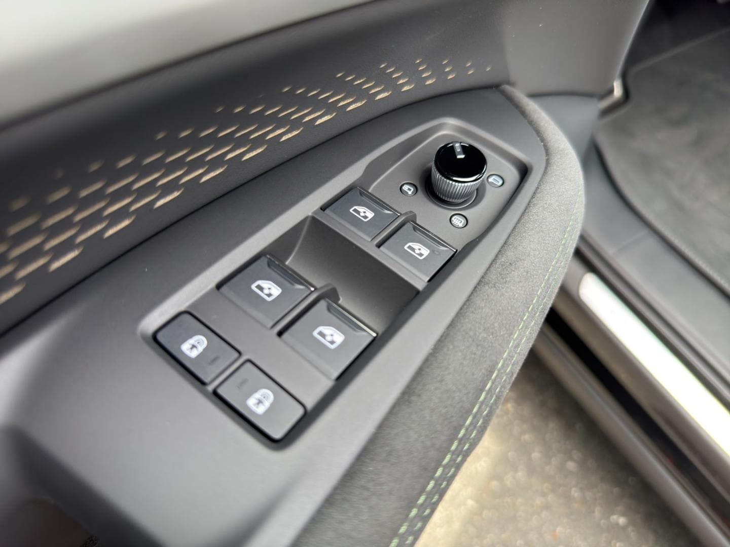 Bild über Audi Q7 SUV TDI quattro 220 kW tiptronic - für weitere Informationen kontaktieren Sie den Audi Partner