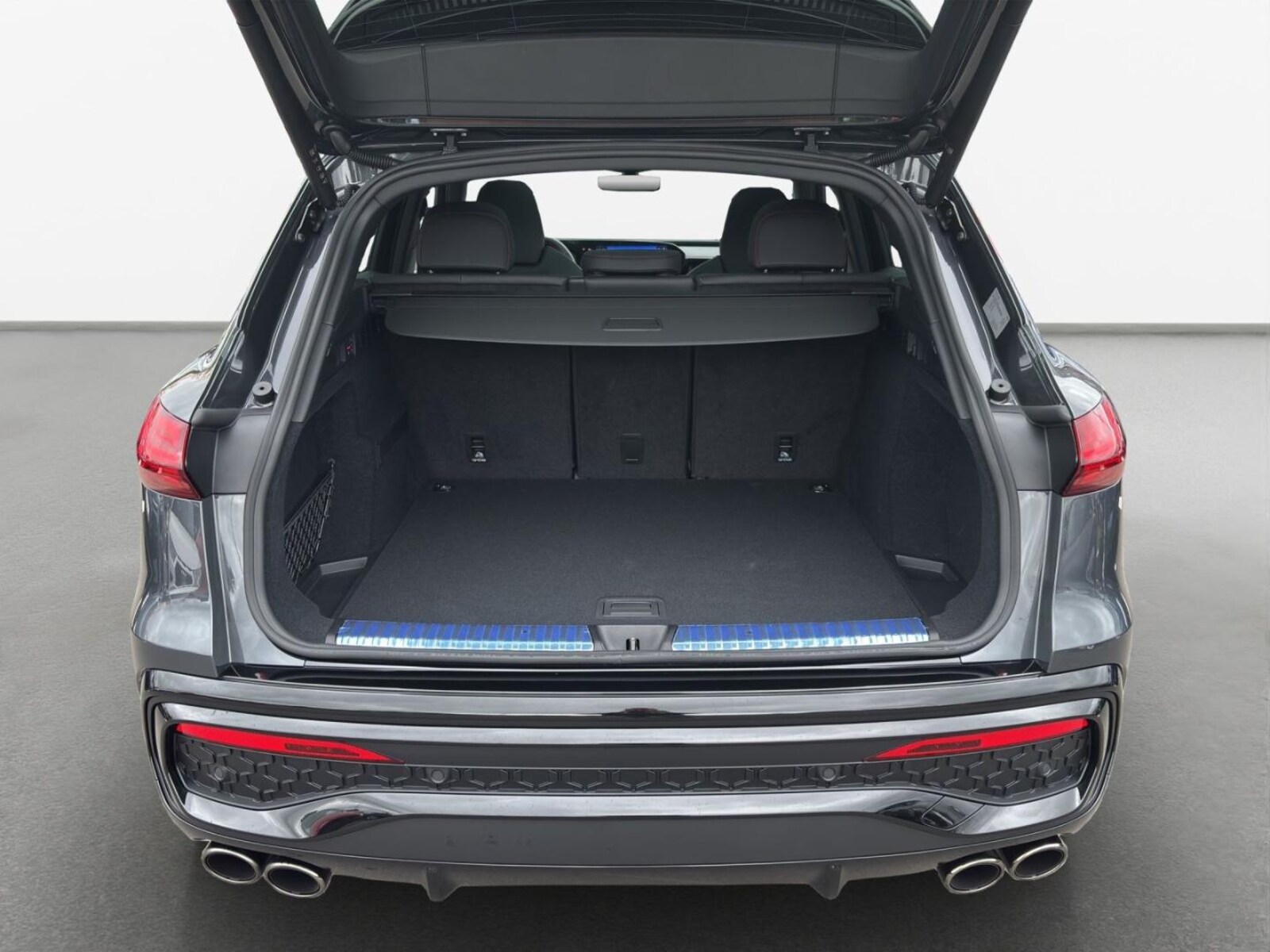 Audi SQ5 – Bild 11