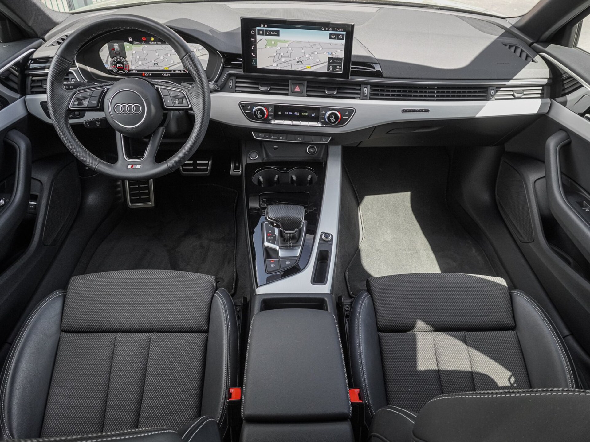 Audi A4 Avant S line