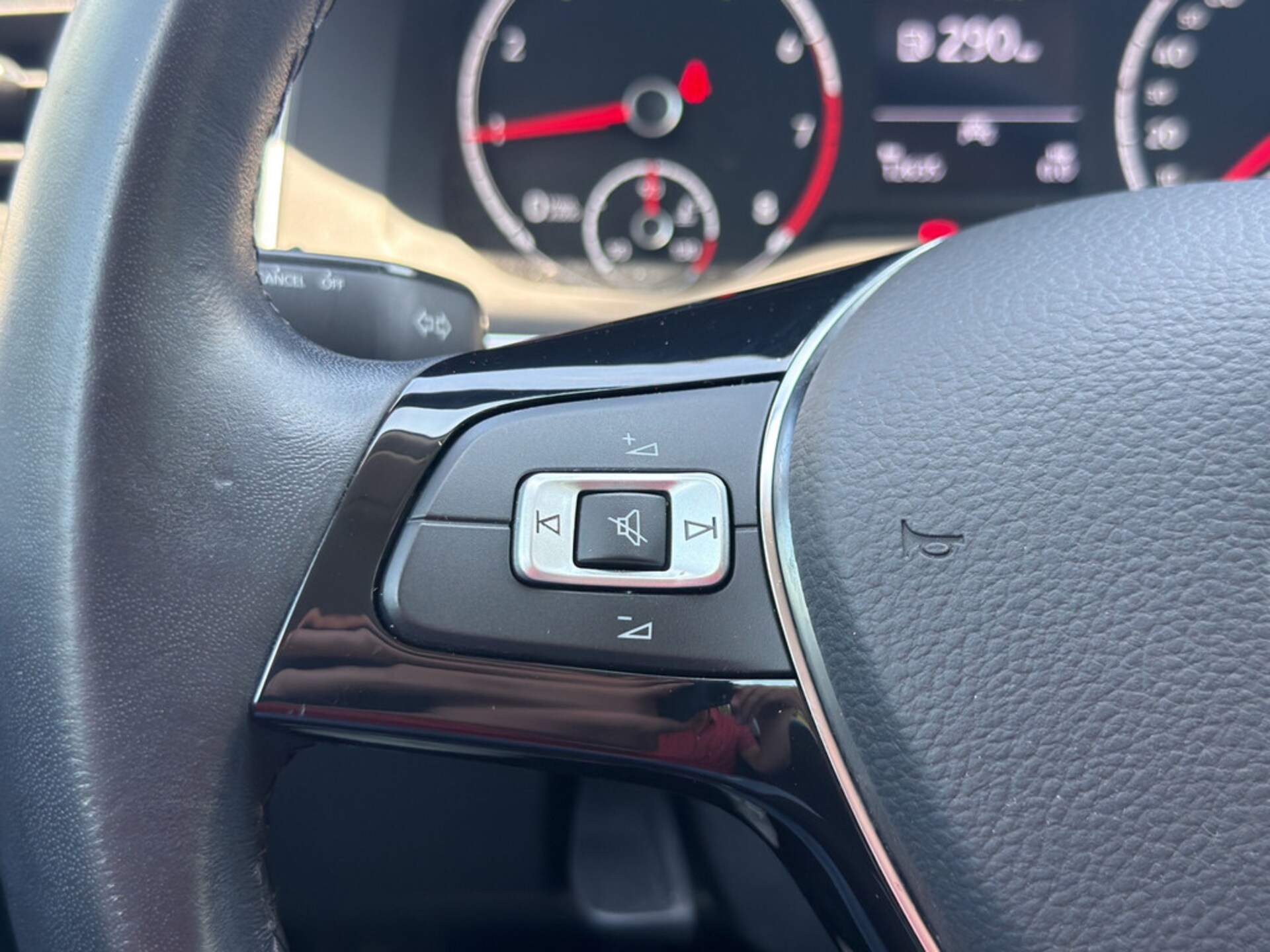 Volkswagen Polo Active