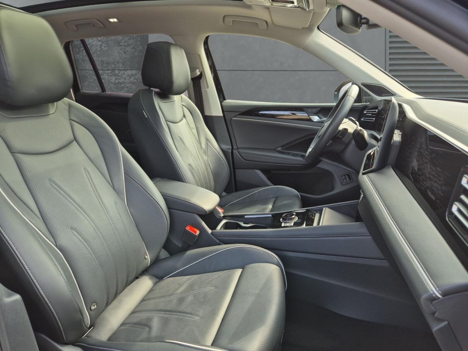 Volkswagen Tiguan – Bild 15